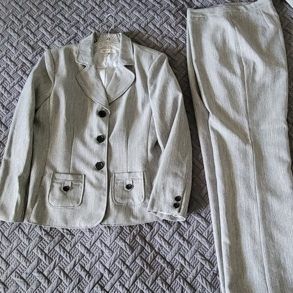 Danilo Size 14 Women's Gray Suit - Picture 3 of 11